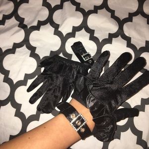 Black velvet gloves halloween costume